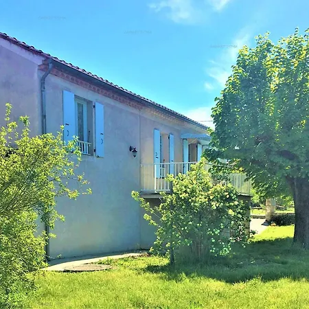 Maison Cosy A Avec Terrasse Et Animaux Admis - Fr-1-697-37 Holiday home *